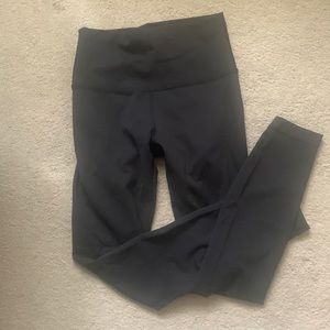 Lululemon black leggings estimated size 0